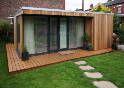 Bedsit-style annexe